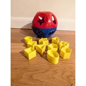 Vintage Tupperware Toy Red & Blue Shape O Ball Complete 6"x 6"